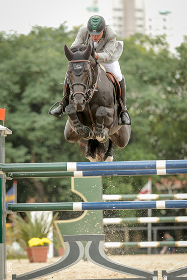 cesar zojasper550
