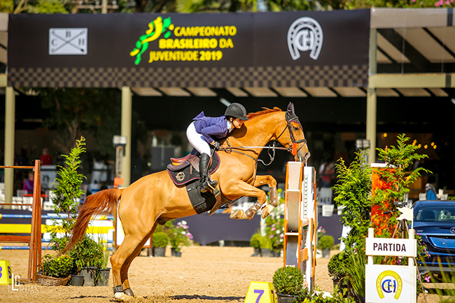 claraduquepoggi1307 650