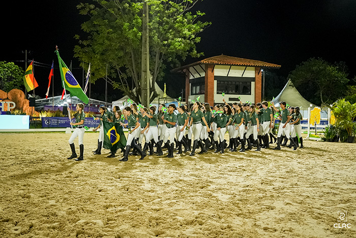 desfile700