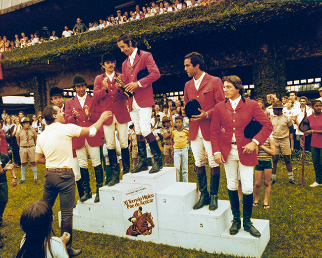 alfinete podio 1977 0306