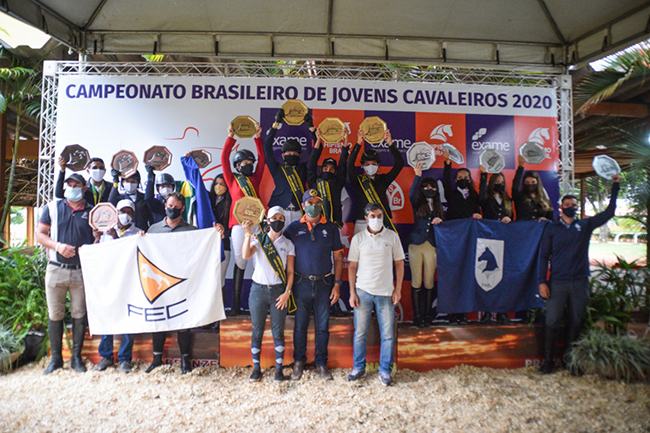 jovemcavaleiroB 2310 6