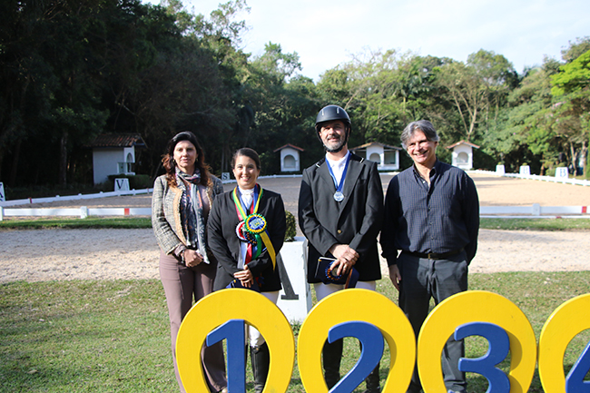 mediaIamador6 2408