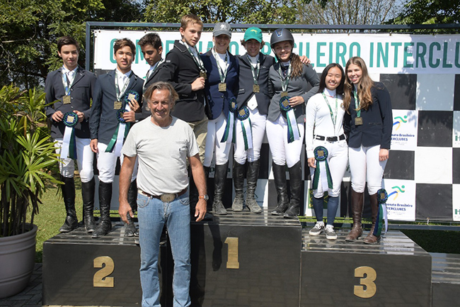 podio equipes mirim curitiba650