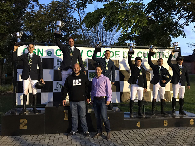 podio gp curitiba650