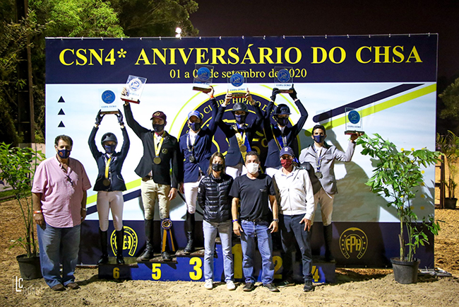 podio ouro 650