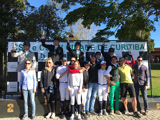 podio ouro curitiba650