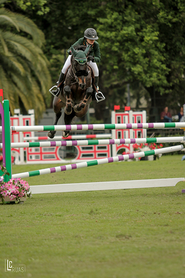 victoria mendonca arg550