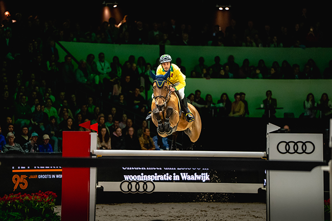 yurimiss salto1603